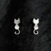 Clous d’oreilles chat