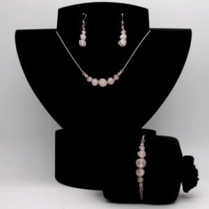 Parure : boucles d’oreilles / bracelet / collier Perles de Quartz Rose.