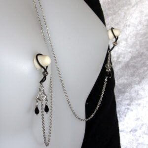 Bijoux pour seins sans piercing. Collier chaîne de seins perle de cristal de bohème noire et hématite argent.