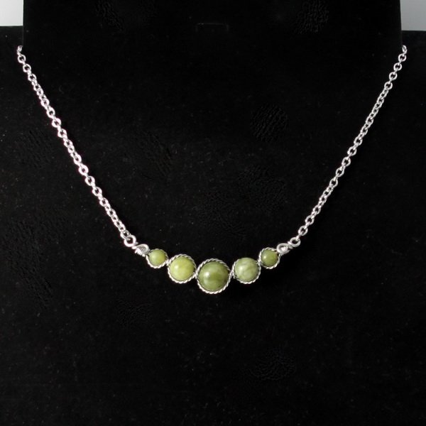 Collier Perles de Jade.